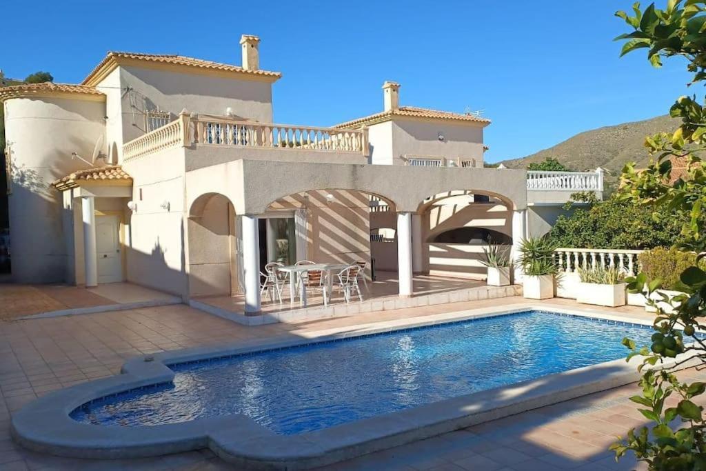 Villa Casa Olivos, With A Pool